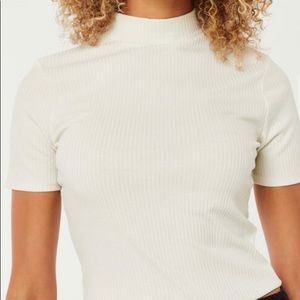 Simons Icōne Short sleeve Mock Neck Shirt 🤍